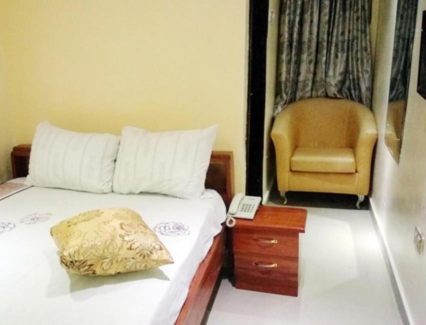 Ben Auto Hotel Lagos Dış mekan fotoğraf