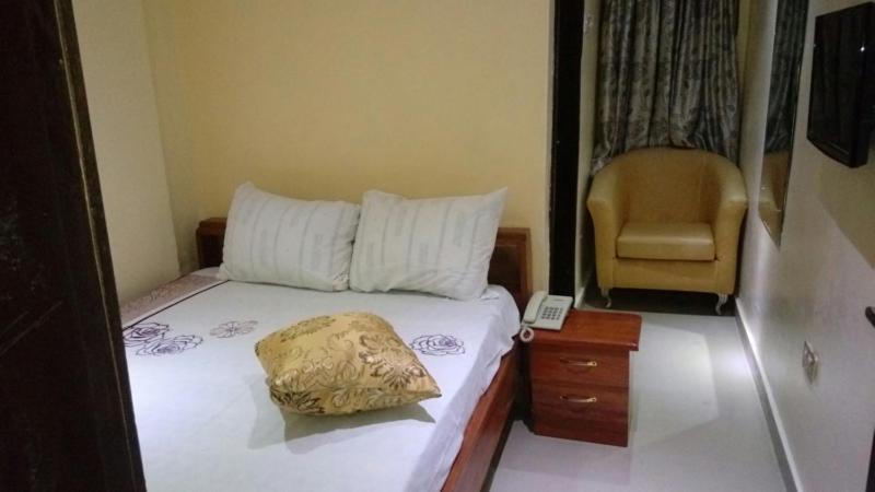 Ben Auto Hotel Lagos Dış mekan fotoğraf