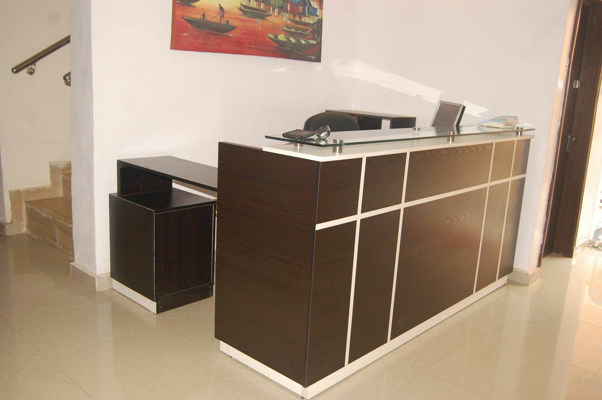 Ben Auto Hotel Lagos Dış mekan fotoğraf
