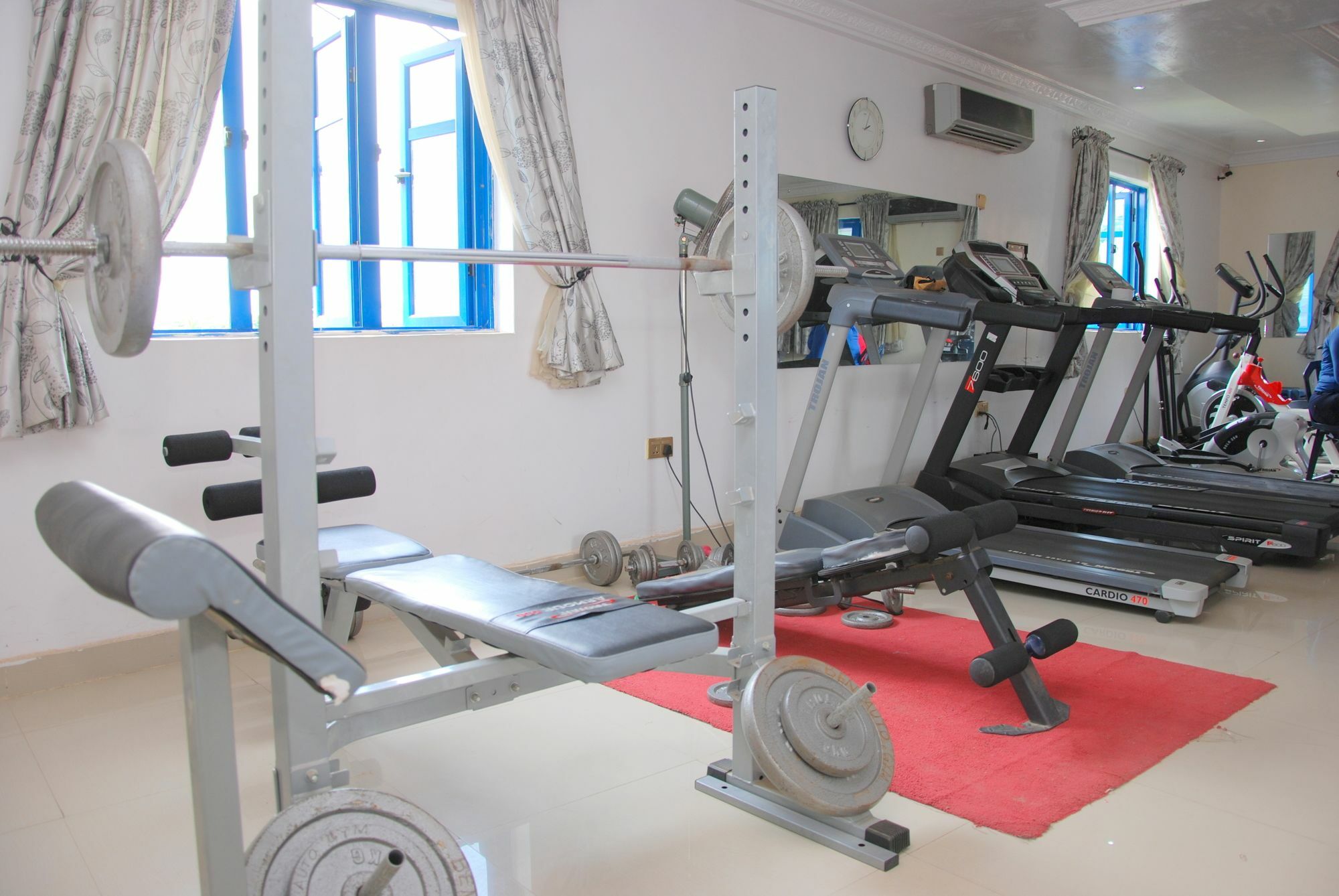 Ben Auto Hotel Lagos Dış mekan fotoğraf